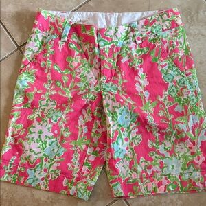 Lilly Pulitzer Vibrant Floral Women's Bermudas